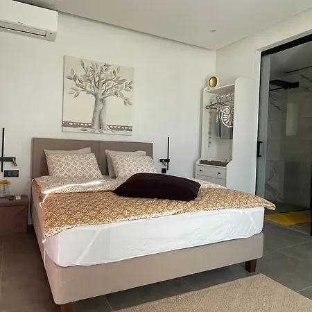 Apartament Omorfi