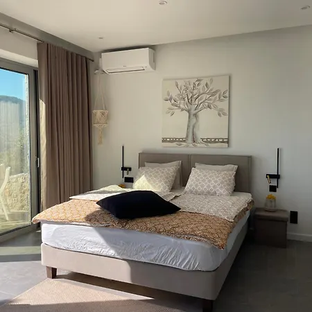 Omorfi Apartament