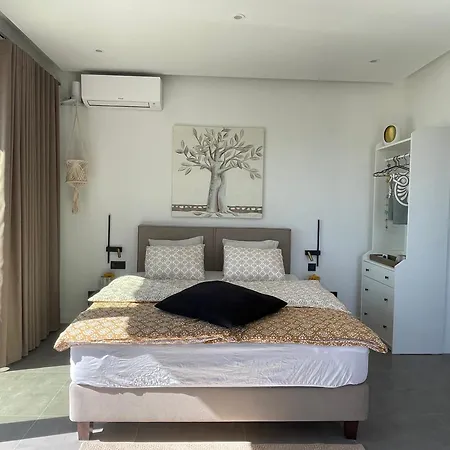 Apartment Omorfi *